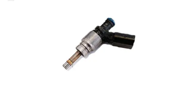 Audi A6 S6 C6 4F Fuel injector 06E906036C