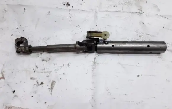 Audi A3 S3 8L Steering wheel axle