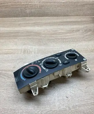 Renault Scenic I Climate control unit 651947U
