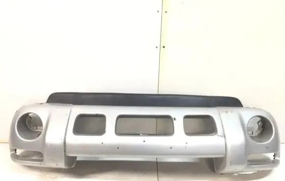 Jeep Cherokee III KJ Front bumper