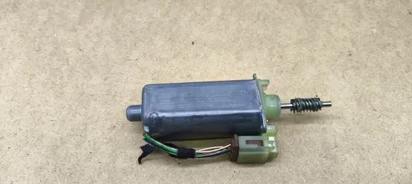 Mercedes-Benz S W221 Steering column adjust motor 0390203249