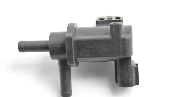 Toyota Yaris Turbo solenoid valve 90910WC001