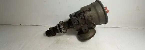 Volkswagen Golf II Spark distributor 026905206 023702402