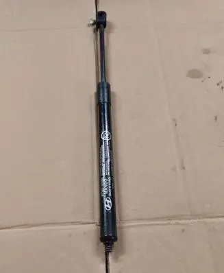 Hyundai Santa Fe Front bonnet/hood damper/strut 81161S1000 18E10