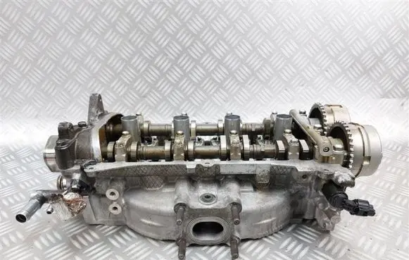 Mitsubishi Eclipse Cross Engine head 00755668