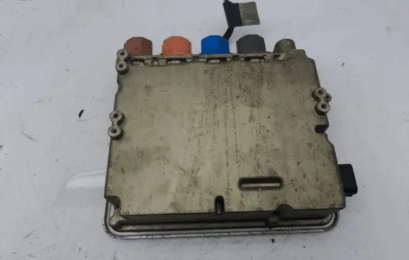 Tesla Model S Voltage converter inverter 102884300C
