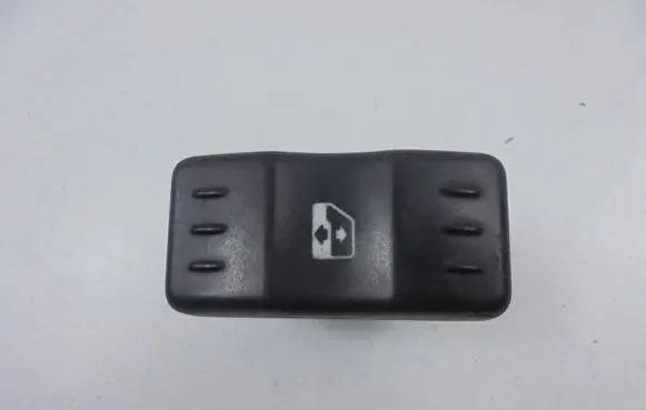 Dacia Logan I Electric window control switch E30607