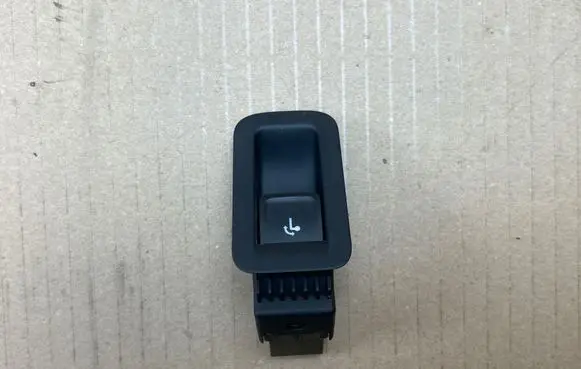 Skoda Enyaq iV Switch for retractable tow bar 5G0868345