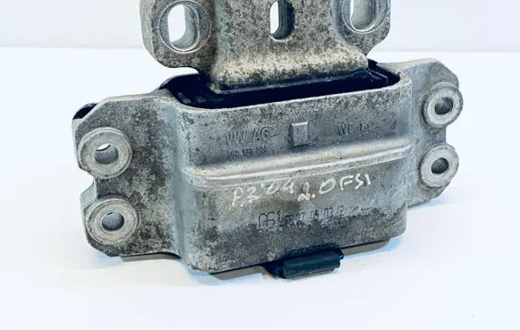Volkswagen Golf Plus Gearbox mount 1K0199555M