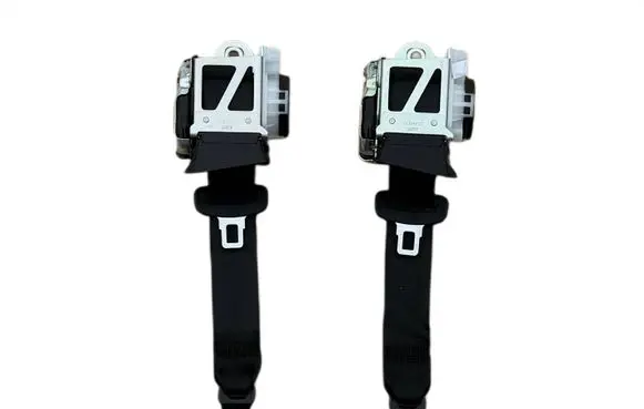 Porsche Macan (95C) Rear seatbelt 95C857805E