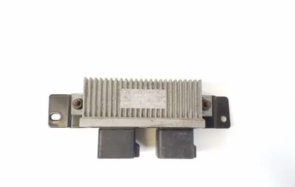 Saab 9-5 Glow plug pre-heat relay 8972877140