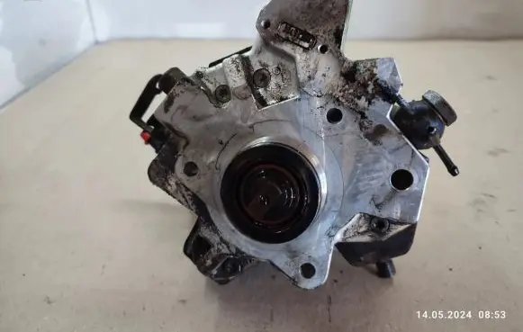 Hyundai Sonata Fuel injection high pressure pump 3310027400