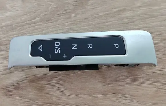 Audi A3 S3 8V Gear shift selector indicator 8V1713463A
