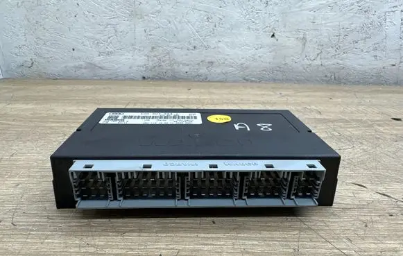 Audi A8 S8 D4 4H Suspension control unit/module 4H0907553C 4H0907553 4461570500