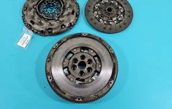 Seat Leon (5F) Dual mass flywheel IMPRK1399639