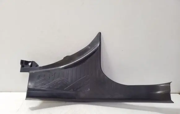 Subaru Impreza VI Rear sill trim cover