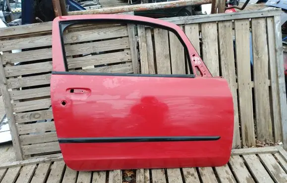 Mitsubishi Colt Front door
