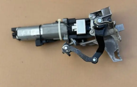 Audi A8 S8 D4 4H Tailgate/trunk/boot lift motor 4H0827851D