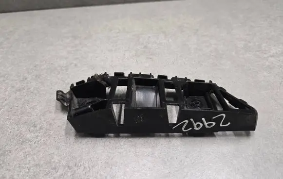 Volkswagen Tiguan Fender mounting bracket 5N0807184D