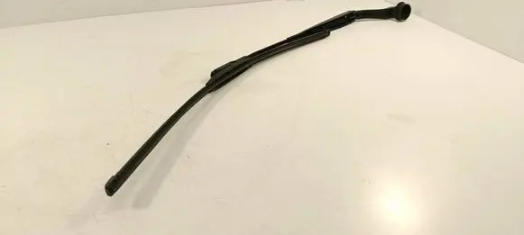 Front wiper blade arm
