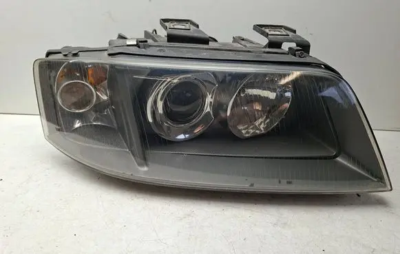 Audi A6 Allroad C5 Headlight/headlamp