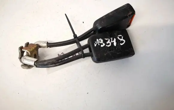 Volkswagen PASSAT B3 Middle seatbelt buckle (rear) 357857739b