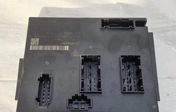 Porsche Cayenne (92A) Central body control module 