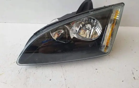 Ford Focus Headlight/headlamp 4M5113W030JB