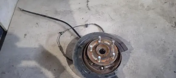 Jeep Grand Cherokee Rear wheel hub 04877113AB