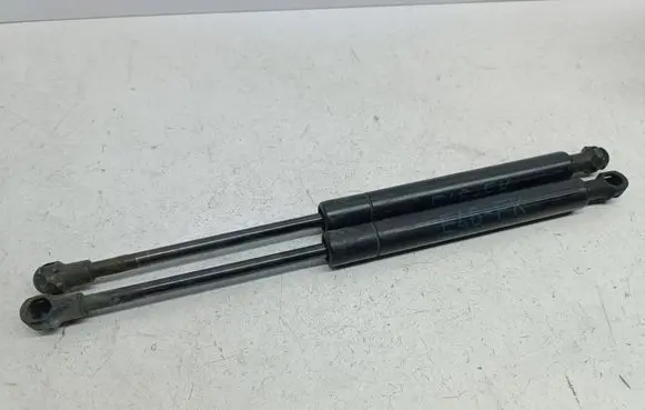 BMW 3 E46 Front bonnet/hood damper/strut 8202688 51238202688 E46FK