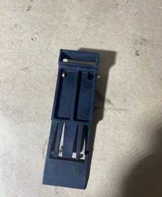 BMW 7 E65 E66 Radiator mount bracket 7788324
