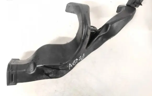 Land Rover Discovery Sport Air intake hose/pipe FK729g789de