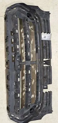 Ford Kuga II Front bumper lower grill GV448A164B