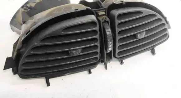 Citroen C5 Dash center air vent grill 963261727A