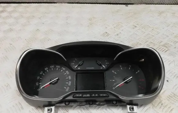 Citroen C3 Speedometer (instrument cluster) 9832140480 25042019 SN10821191
