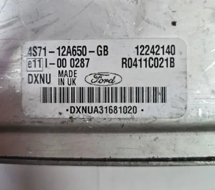Ford Mondeo Mk III Engine control unit/module 4S7112A650GB 12242140 R0411C021B