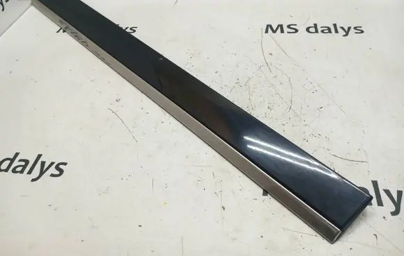 Mercedes-Benz ML W164 Rear door trim (molding) A1646901162 1646901162