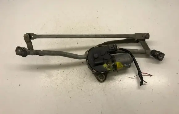 Audi A6 S6 C6 4F Front wiper linkage and motor 4F1955119C 0390241651 4F1955023J