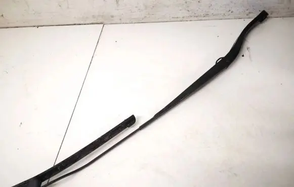 Opel Signum Front wiper blade arm 09185813