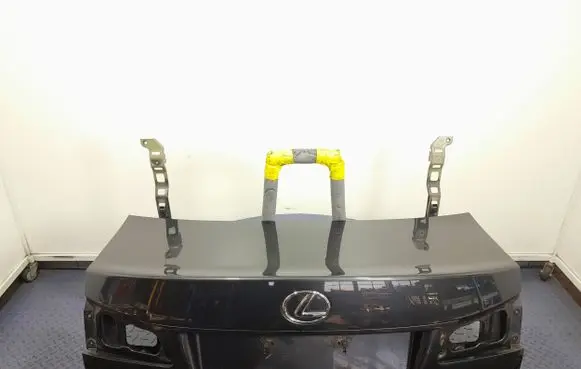 Lexus IS 220D-250-350 Tailgate/trunk/boot lid