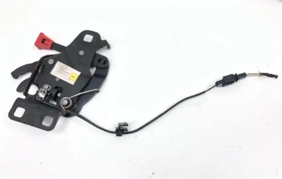 Volkswagen New Beetle Convertible roof lock/latch 1Y0871661A