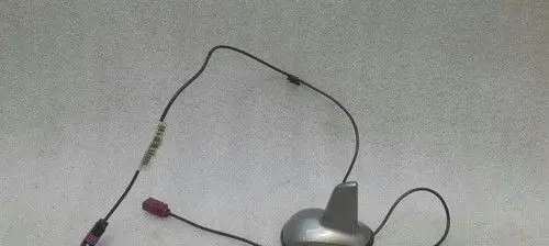 Mercedes-Benz S W221 Aerial antenna switch A2218205675