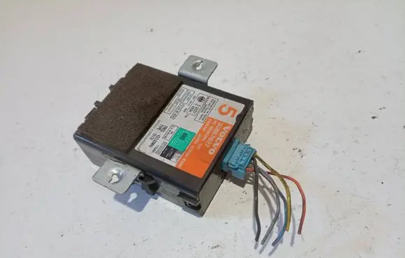 Volvo S40, V40 Alarm control unit/module 30857627 1513008380