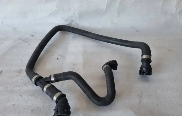BMW M4 F82 F83 Engine coolant pipe/hose 16269713 9307243