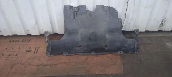 Porsche Cayenne (9PA) Engine splash shield/under tray 7L0825285
