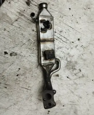 Mercedes-Benz ML W164 EGR valve cooler 16421400175 0507300042