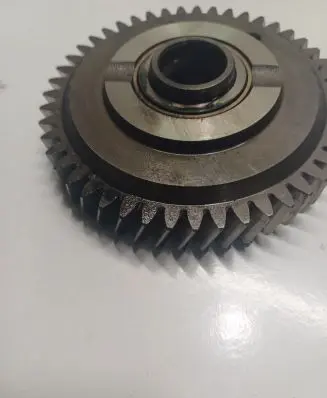 Mercedes-Benz E A207 Crankshaft gear A6510301813 A6510340205