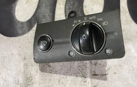 Mercedes-Benz E W211 Light switch A2115450404 2115450404