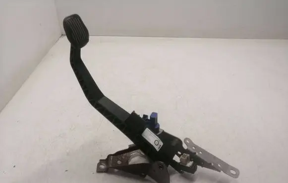 Ford C-MAX I Clutch pedal 3M517B633EH