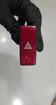 Honda CR-V Hazard light switch M33808